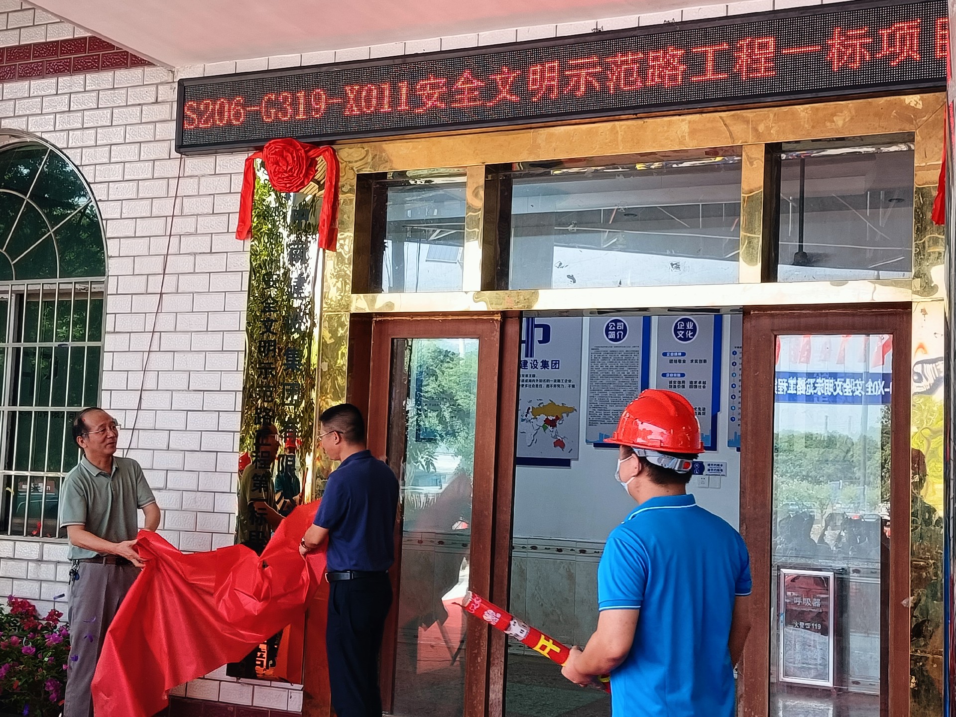 1663737593112559.jpg E.jpg